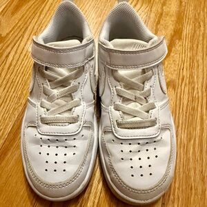 Nike Kids White Velcro Sneakers
